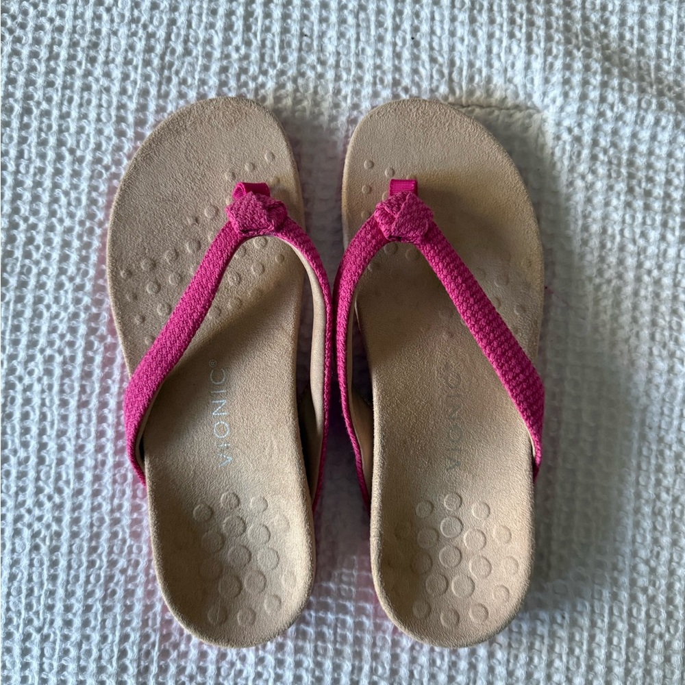 Vionic Pink Sandals with Textured Straps